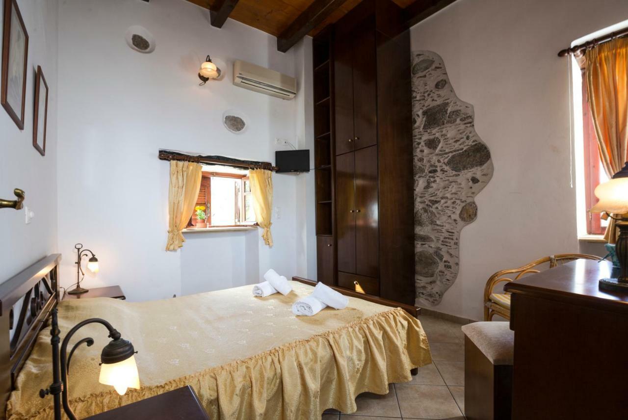 Pericles Beach Villa Kissamos Exterior photo