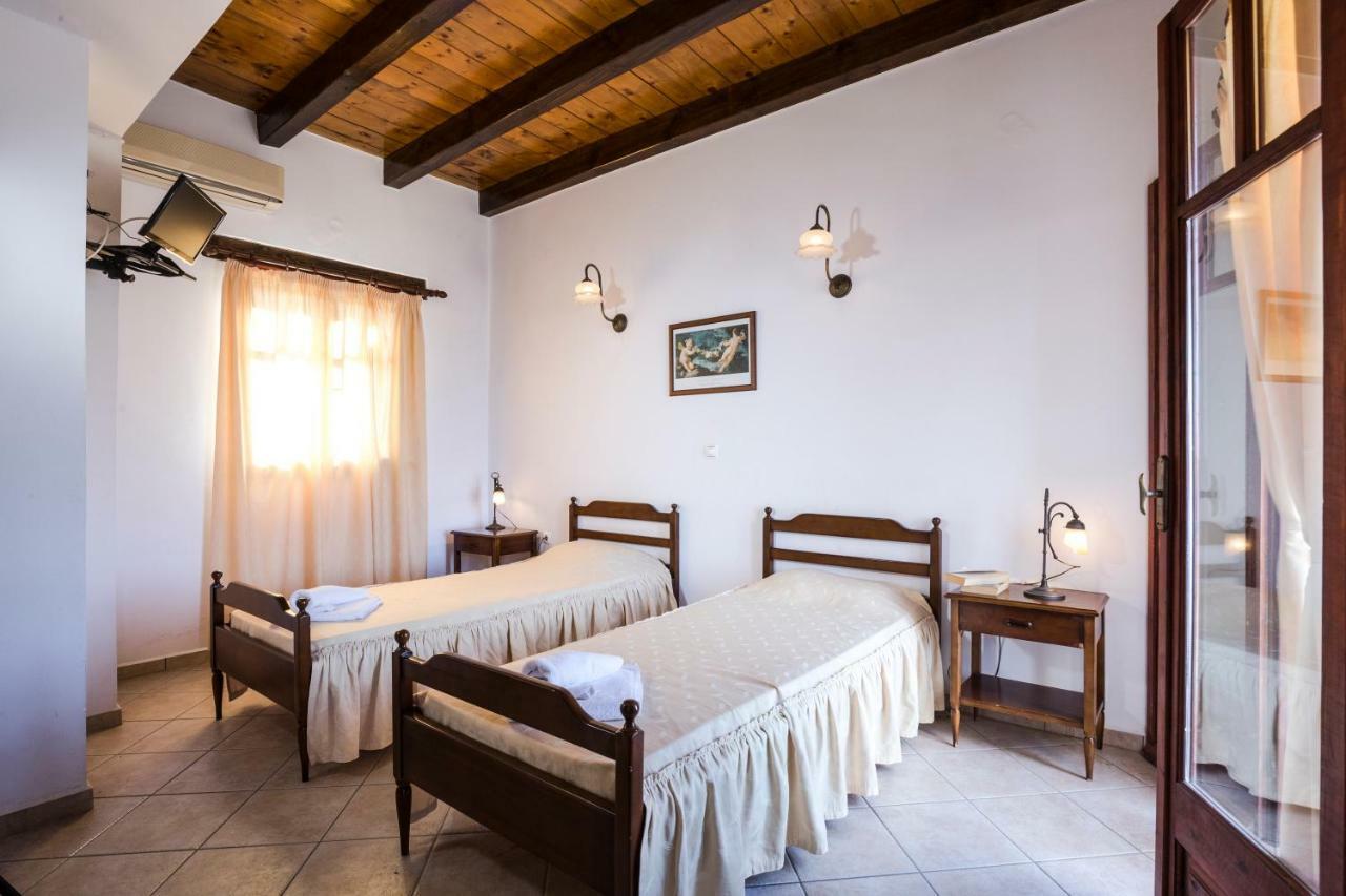 Pericles Beach Villa Kissamos Exterior photo
